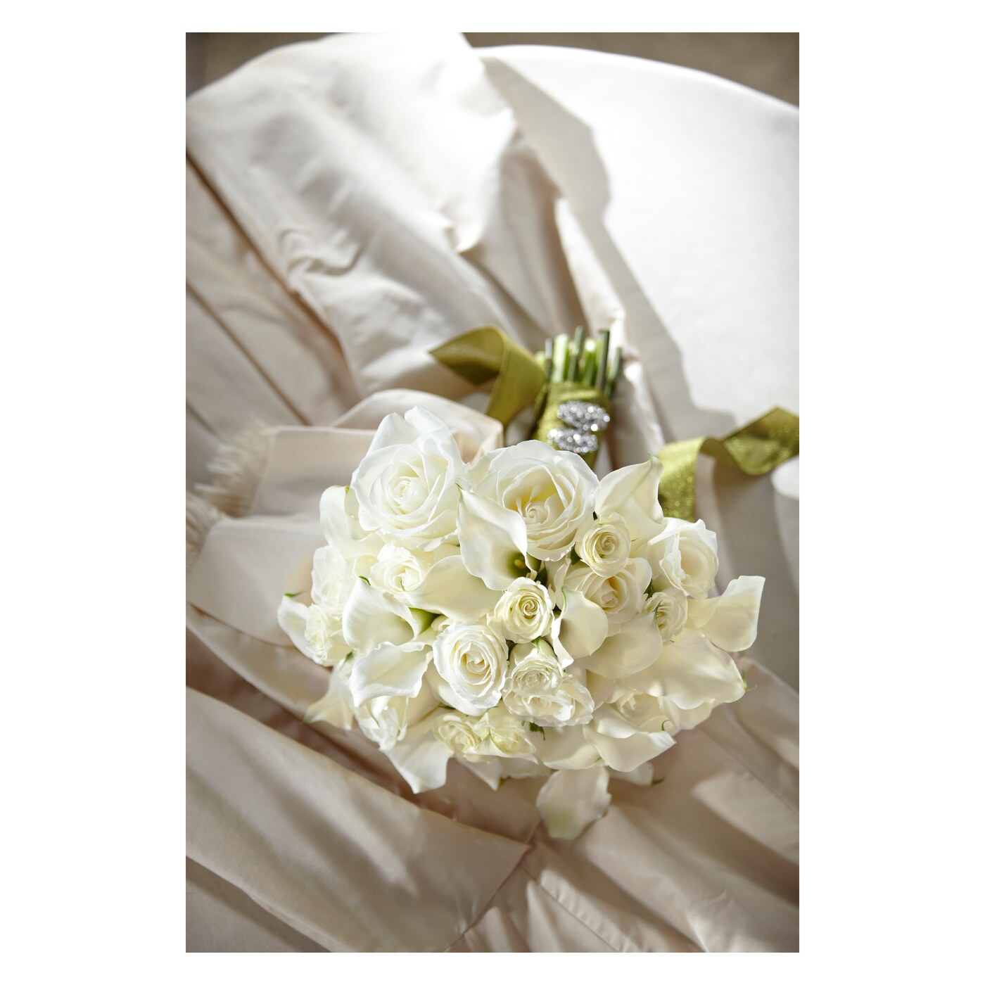 Serene Highness Bouquet flower arrangement